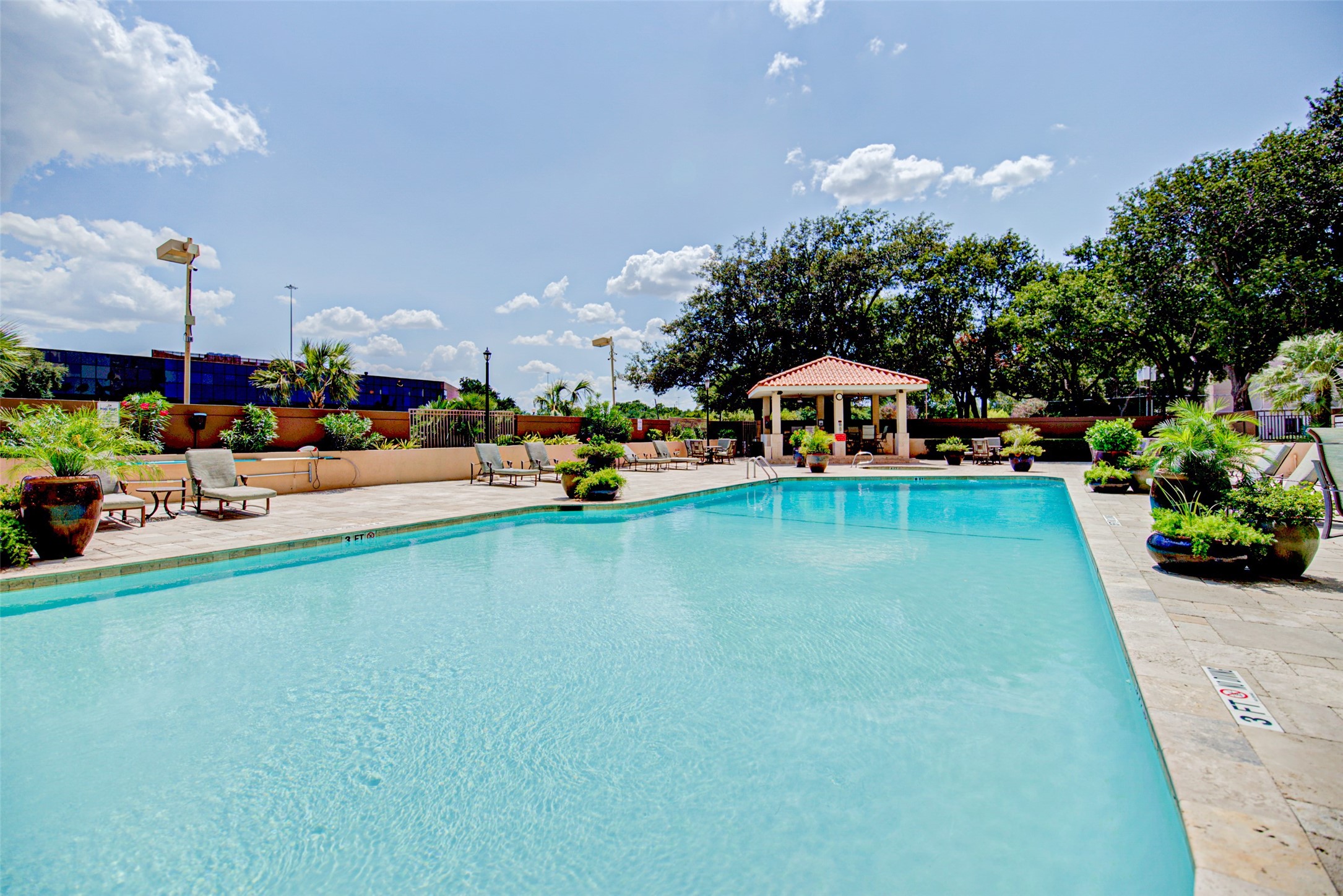 3525 Sage Road 407 , Houston, TX, 77056 | 98238091 | Realty Texas LLC