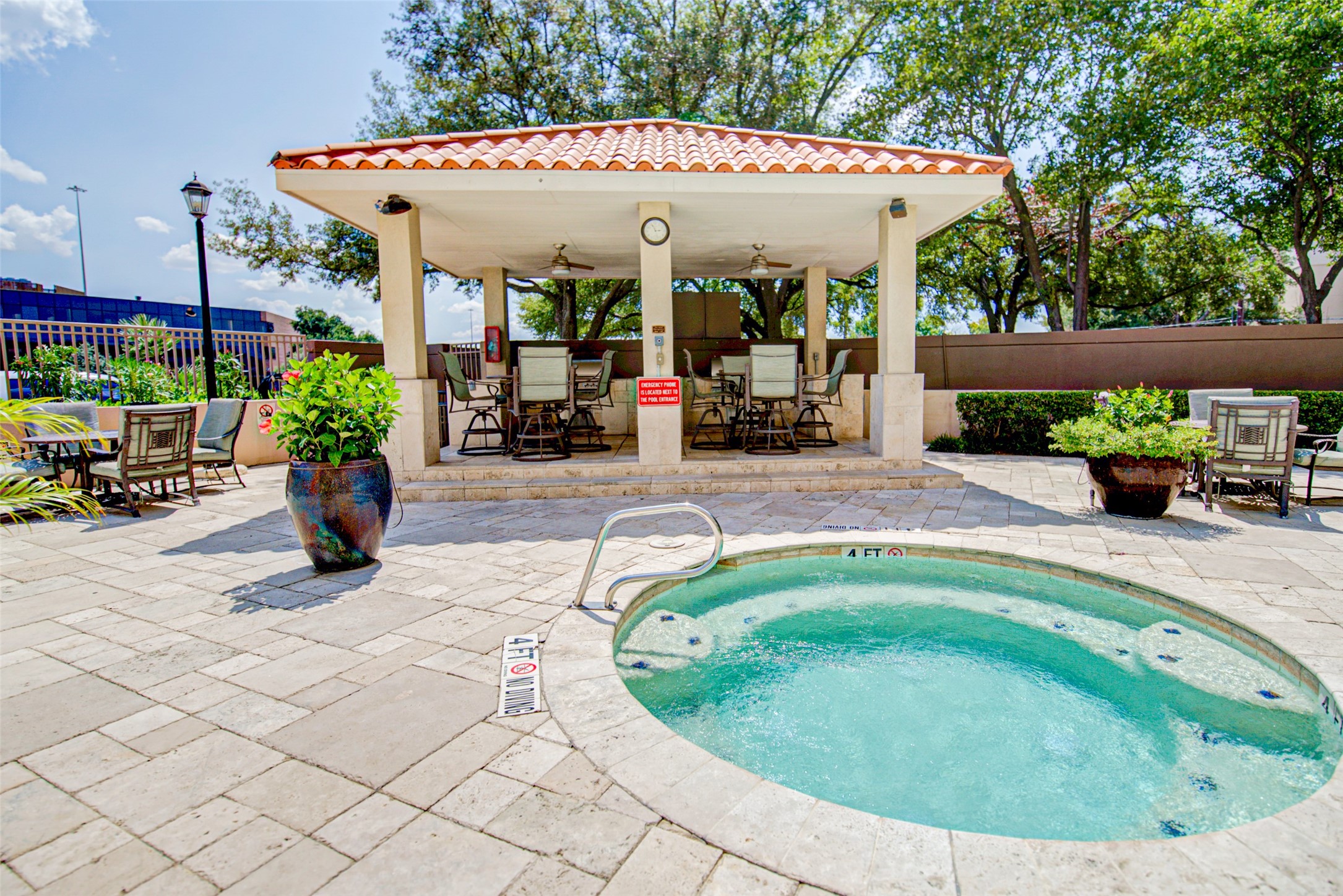 3525 Sage Road 407 , Houston, TX, 77056 | 98238091 | Realty Texas LLC