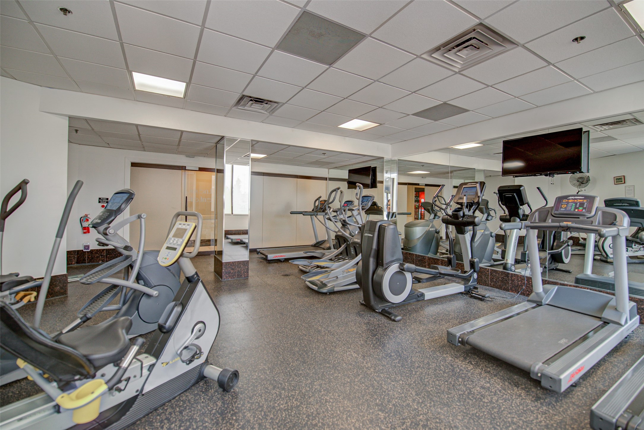 3525 Sage Road 407 , Houston, TX, 77056 | 98238091 | Realty Texas LLC