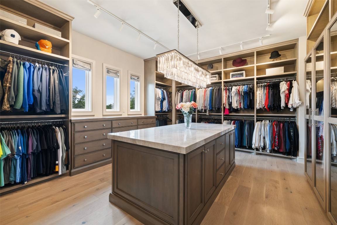4901 Mirador Drive , Austin, TX, 78735 | 7903092 | Realty Texas LLC