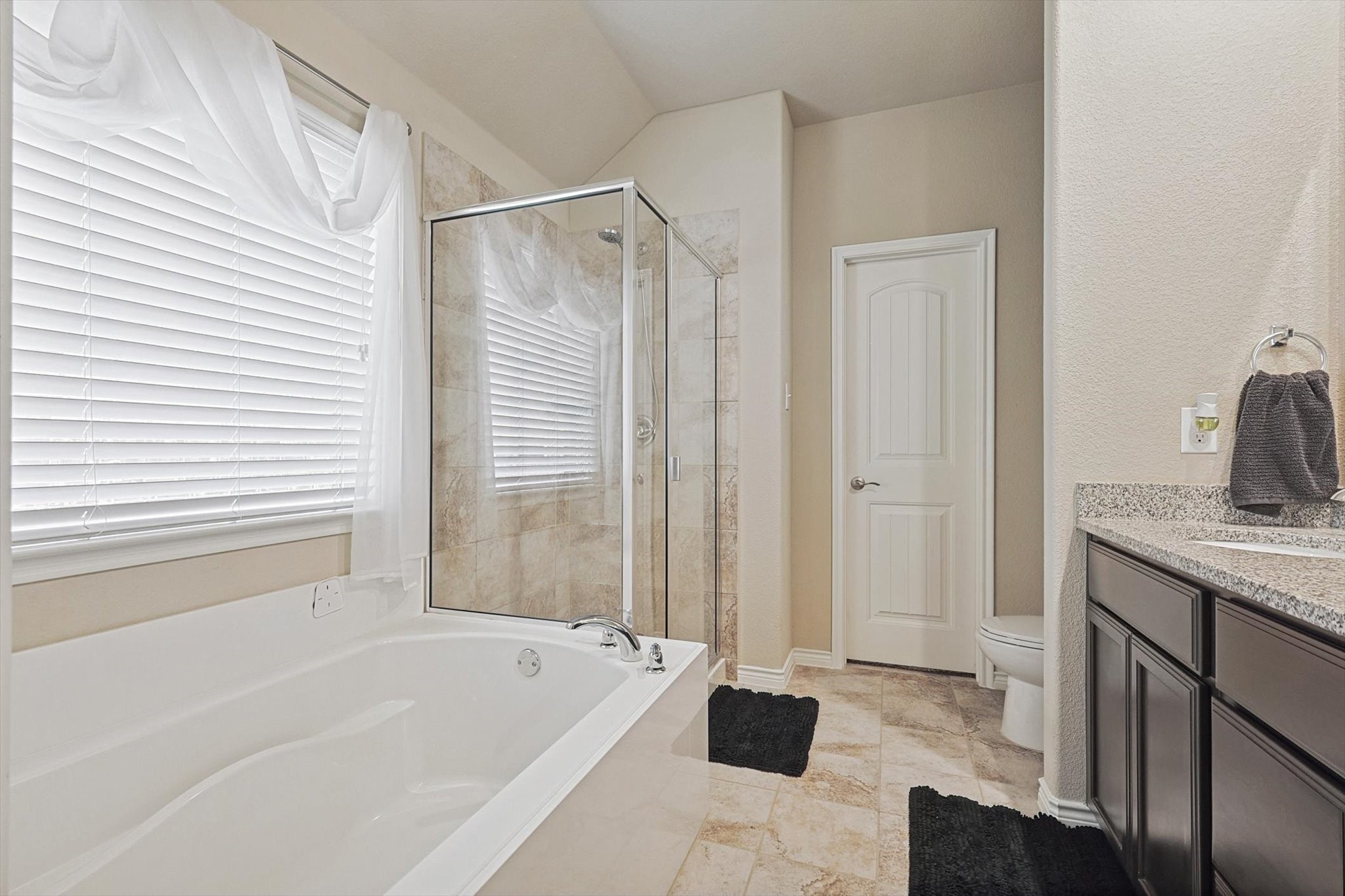 1917 LakeWood Trail , Little Elm, TX, 75068 | 20837147 | Realty Texas LLC