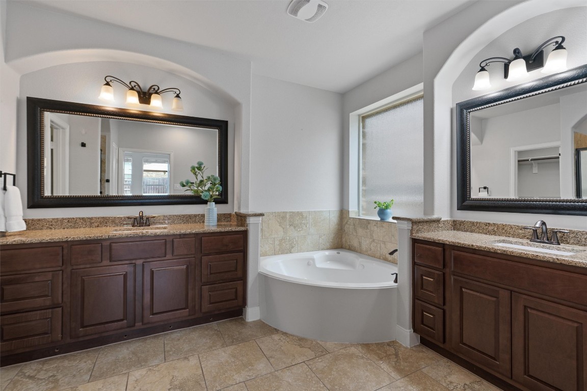 4546 Wandering Vine Trail , Round Rock, TX, 78665 | 7807367 | Realty Texas LLC