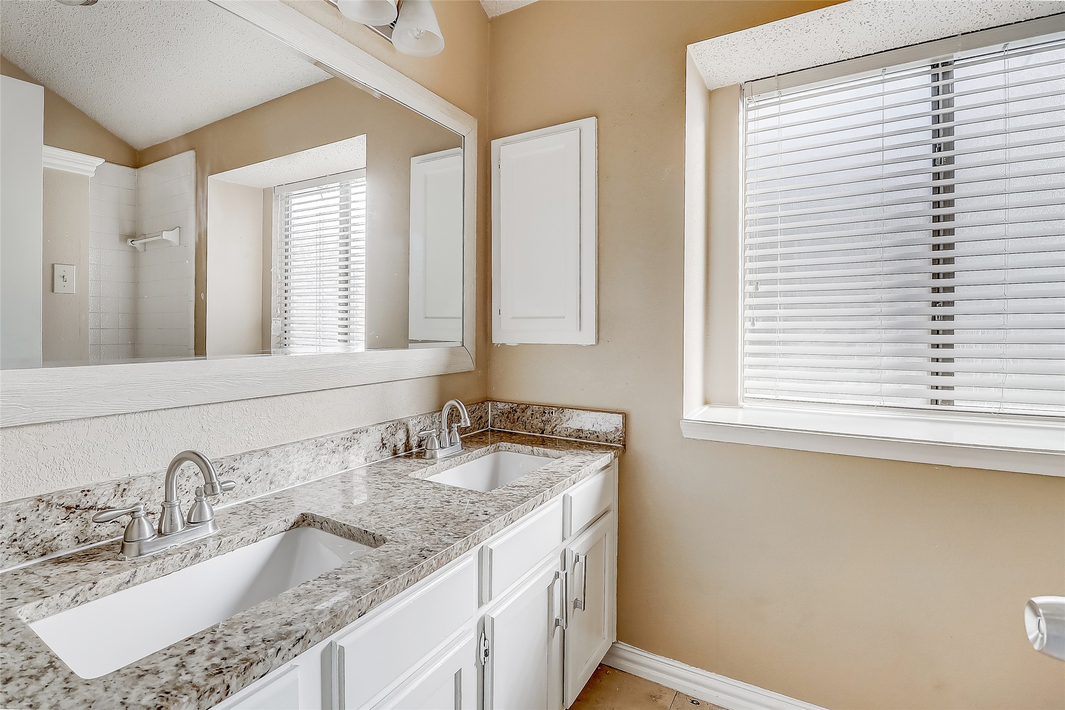 832 Larue Drive , Cedar Hill, TX, 75104 | 20837421 | Realty Texas LLC