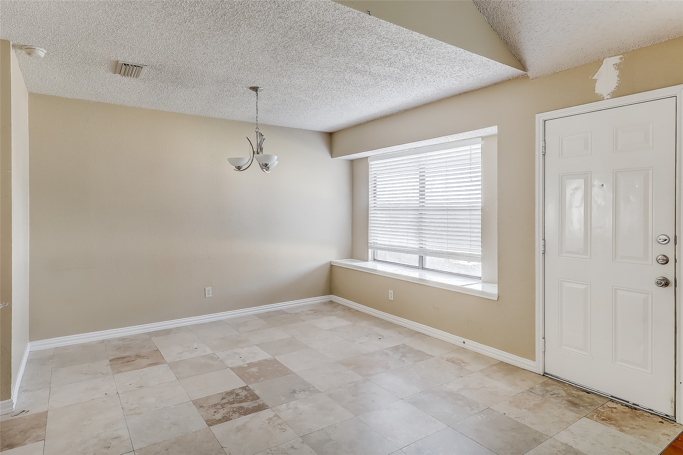 832 Larue Drive , Cedar Hill, TX, 75104 | 20837421 | Realty Texas LLC
