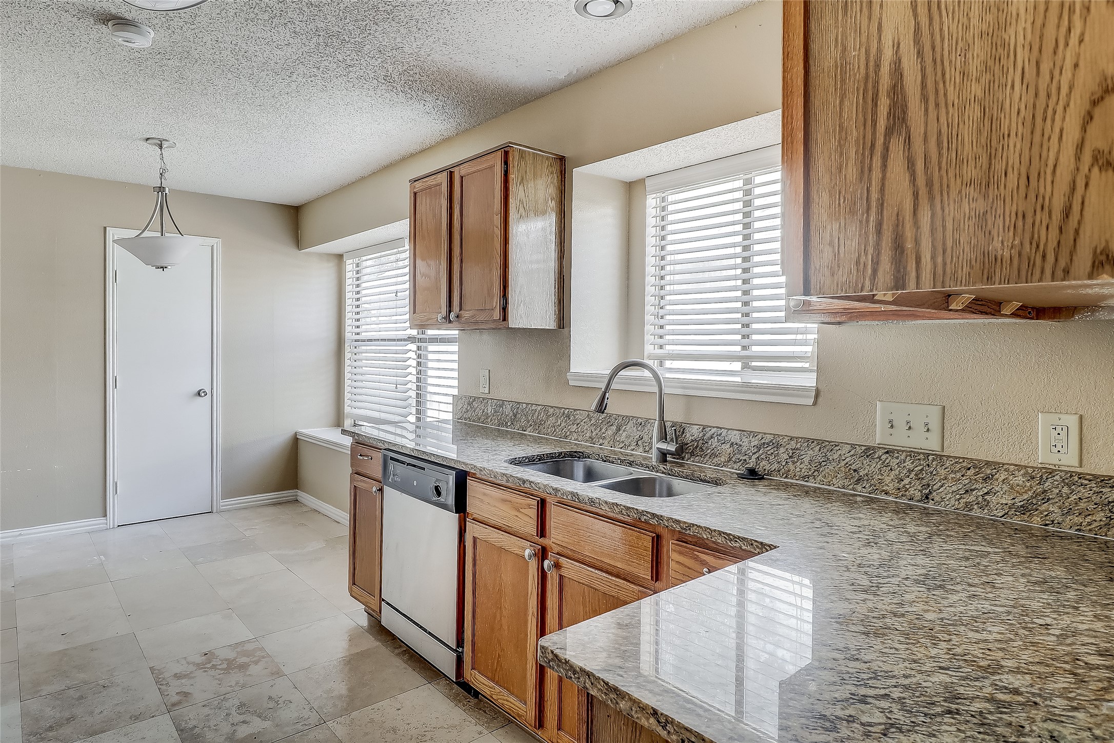832 Larue Drive , Cedar Hill, TX, 75104 | 20837421 | Realty Texas LLC