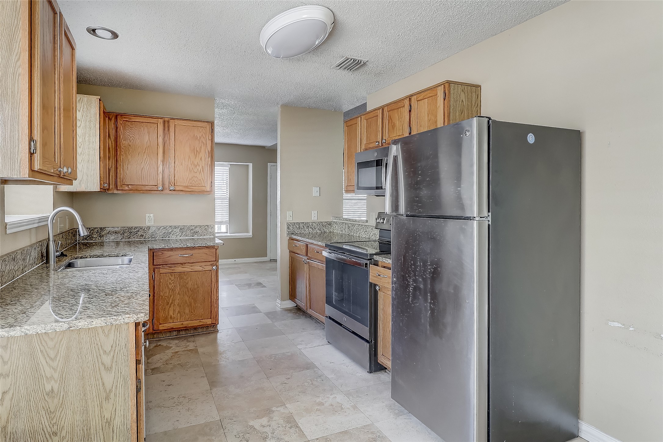 832 Larue Drive , Cedar Hill, TX, 75104 | 20837421 | Realty Texas LLC