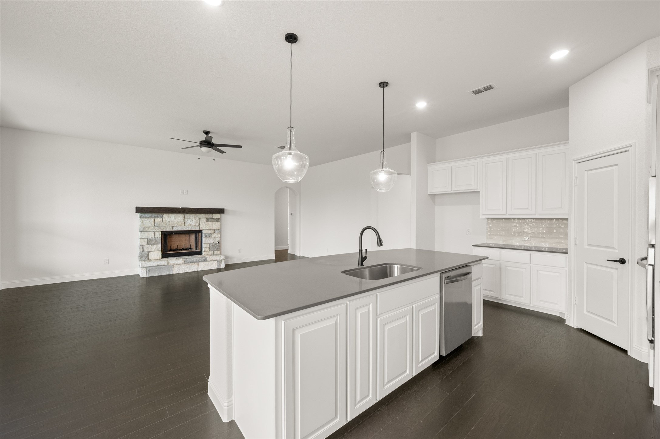 317 Bowrider Lane , Granbury, TX, 76049 | 20837486 | Realty Texas LLC