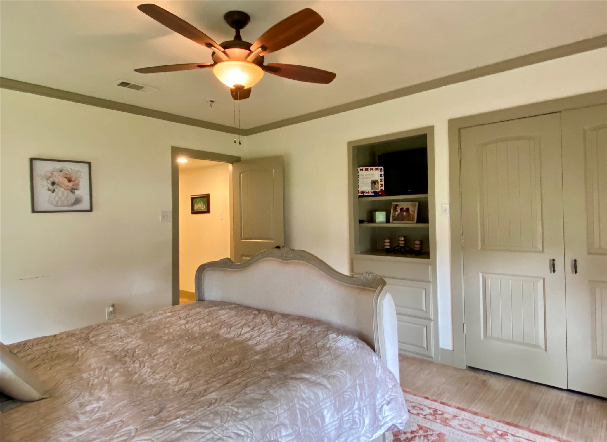 45 Cedar Lawn Circle , Galveston, TX, 77551 | 5853047 | Realty Texas LLC