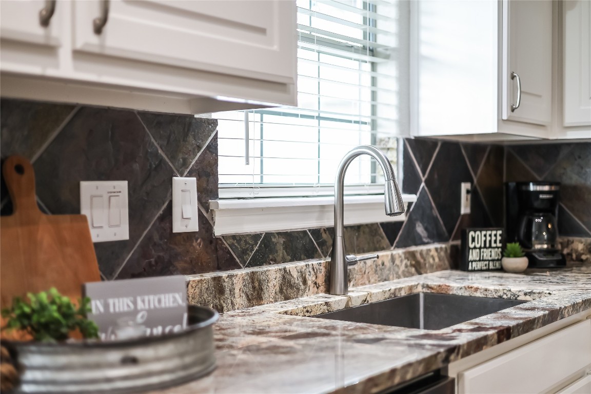 426 Summit Ridge Drive N , Point Venture, TX, 78645 | 4000495 | Realty Texas LLC
