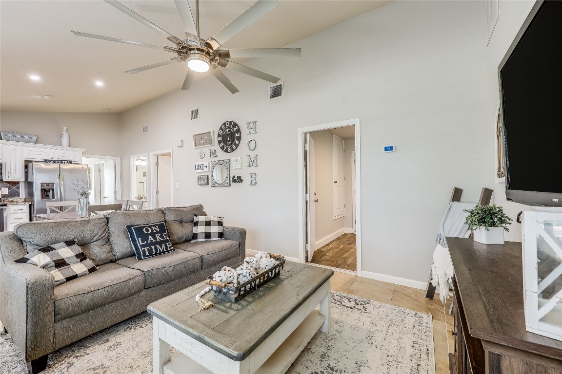 426 Summit Ridge Drive N , Point Venture, TX, 78645 | 4000495 | Realty Texas LLC