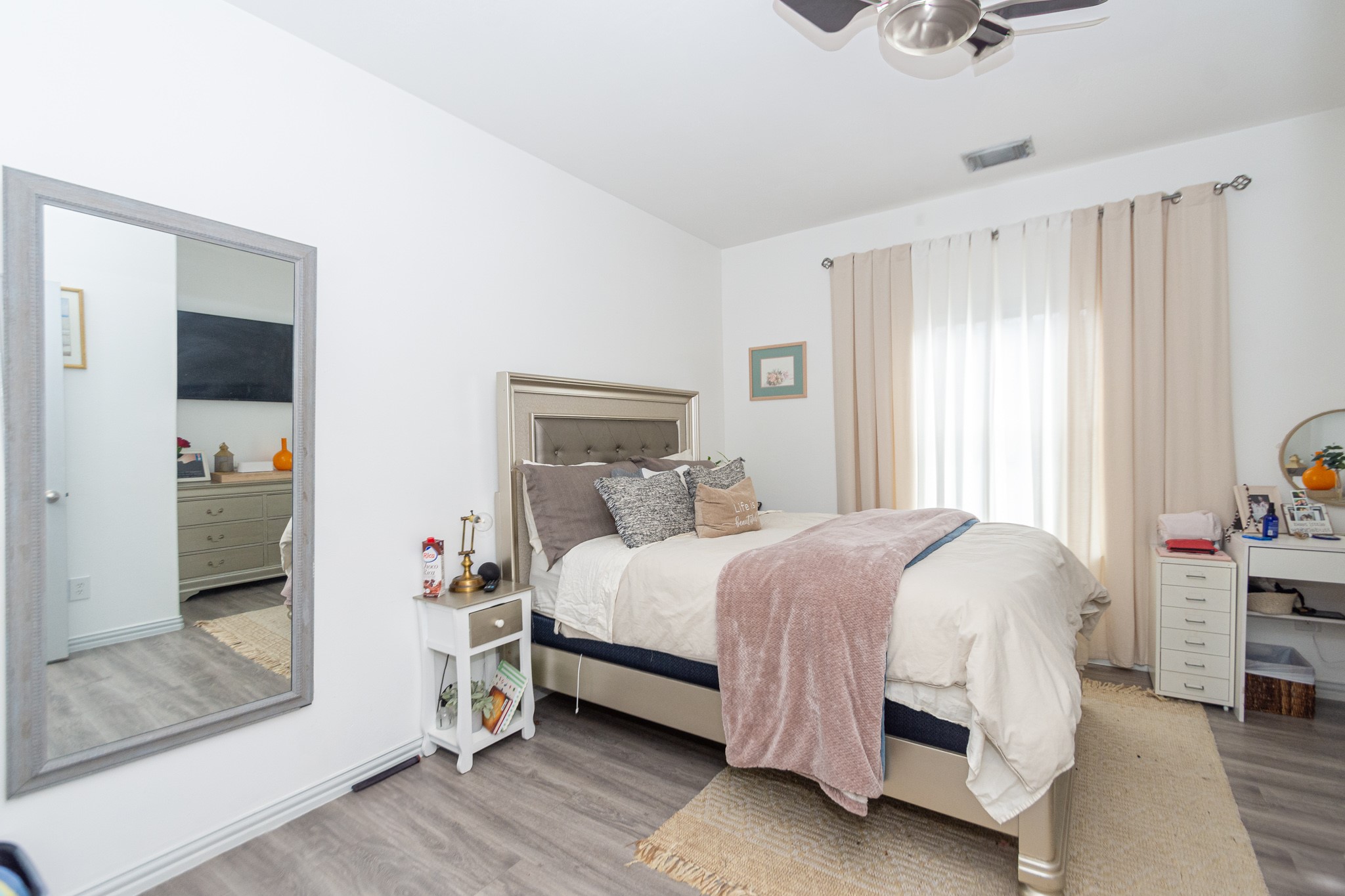 13029 Castlewind Lane , Pearland, TX, 77584 | 52596101 | Realty Texas LLC