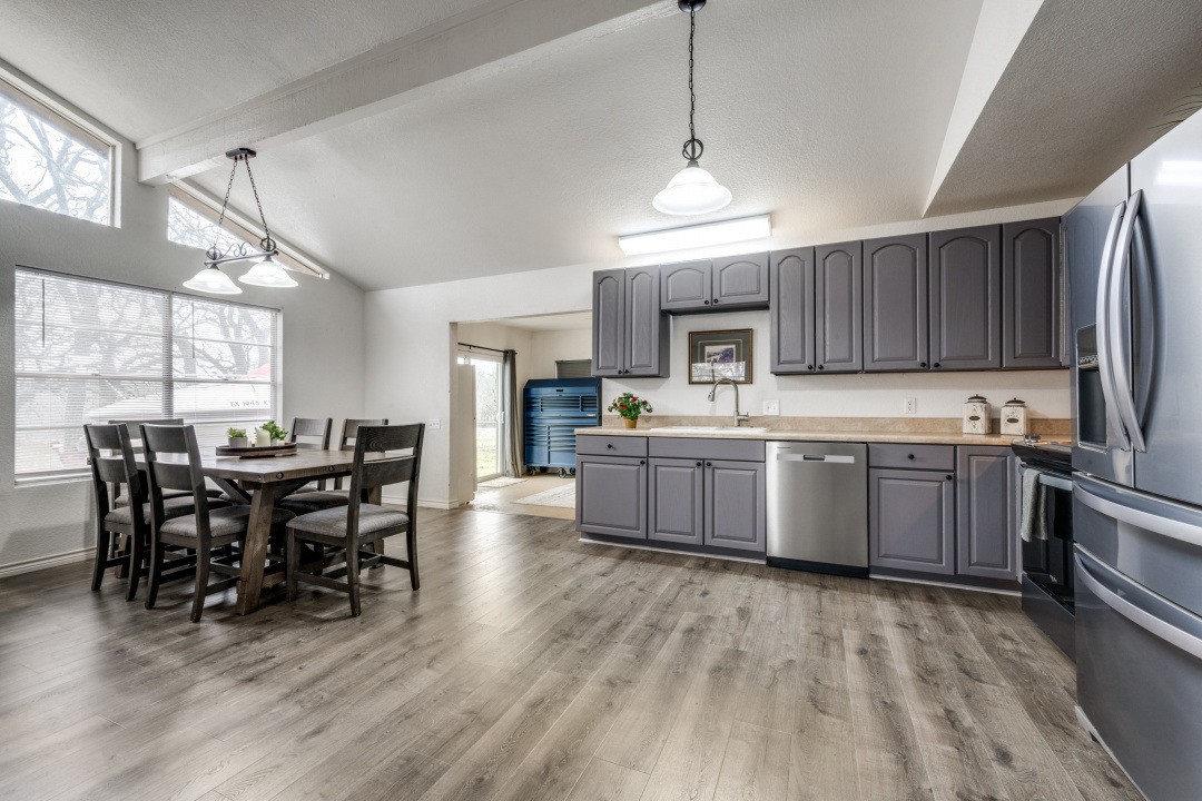 611 Segundo Drive , Runaway Bay, TX, 76426 | 20838180 | Realty Texas LLC