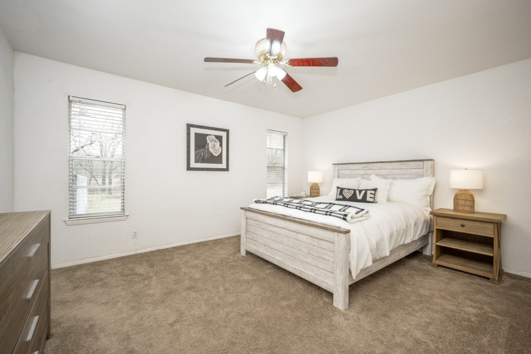 611 Segundo Drive , Runaway Bay, TX, 76426 | 20838180 | Realty Texas LLC