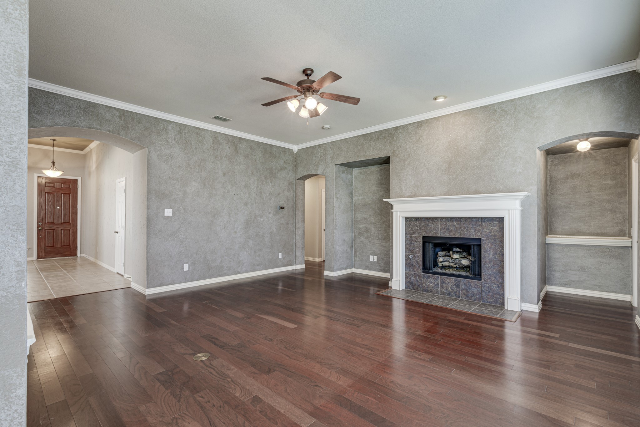 6323 Crestmoor Lane , Sachse, TX, 75048 | 20836894 | Realty Texas LLC