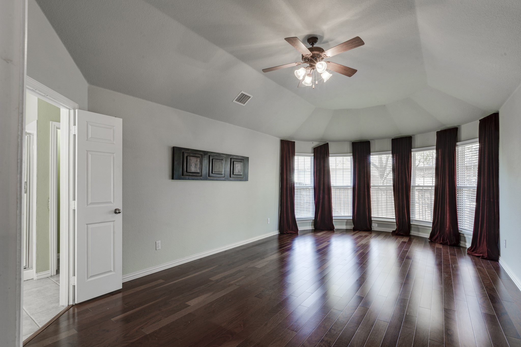 6323 Crestmoor Lane , Sachse, TX, 75048 | 20836894 | Realty Texas LLC