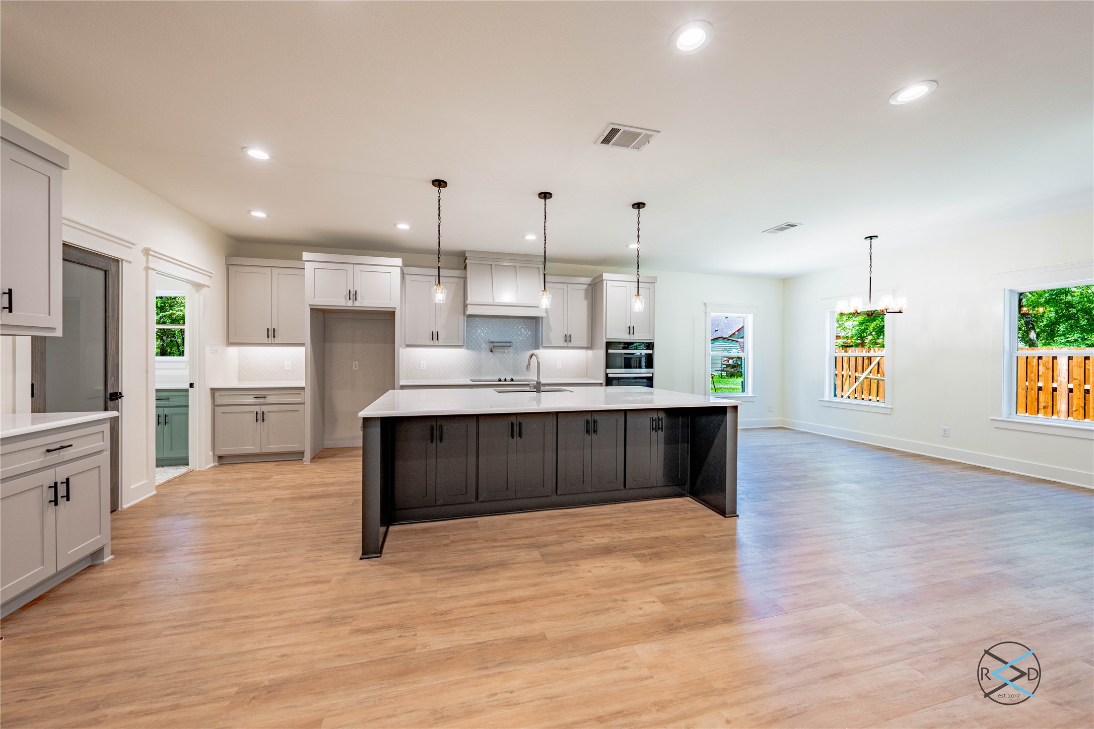 114 Castlewood Road , Enchanted Oaks, TX, 75156 | 20839782 | Realty Texas LLC