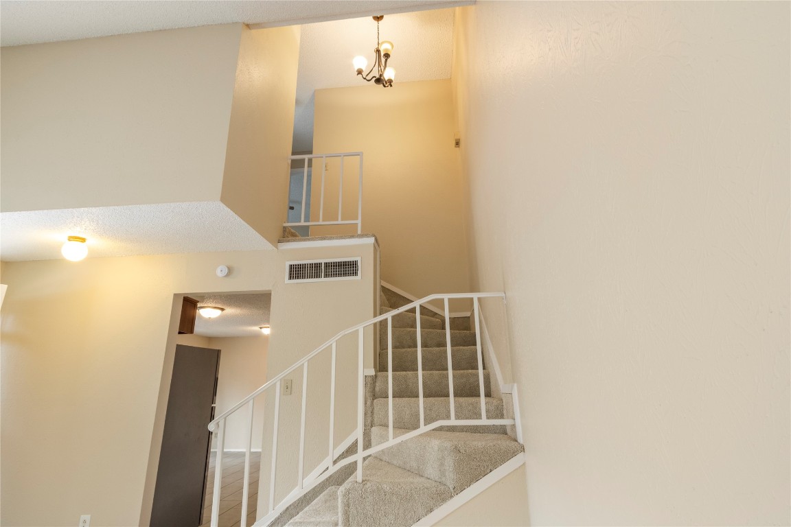 915 Silver Quail Lane , Austin, TX, 78758 | 8119367 | Realty Texas LLC