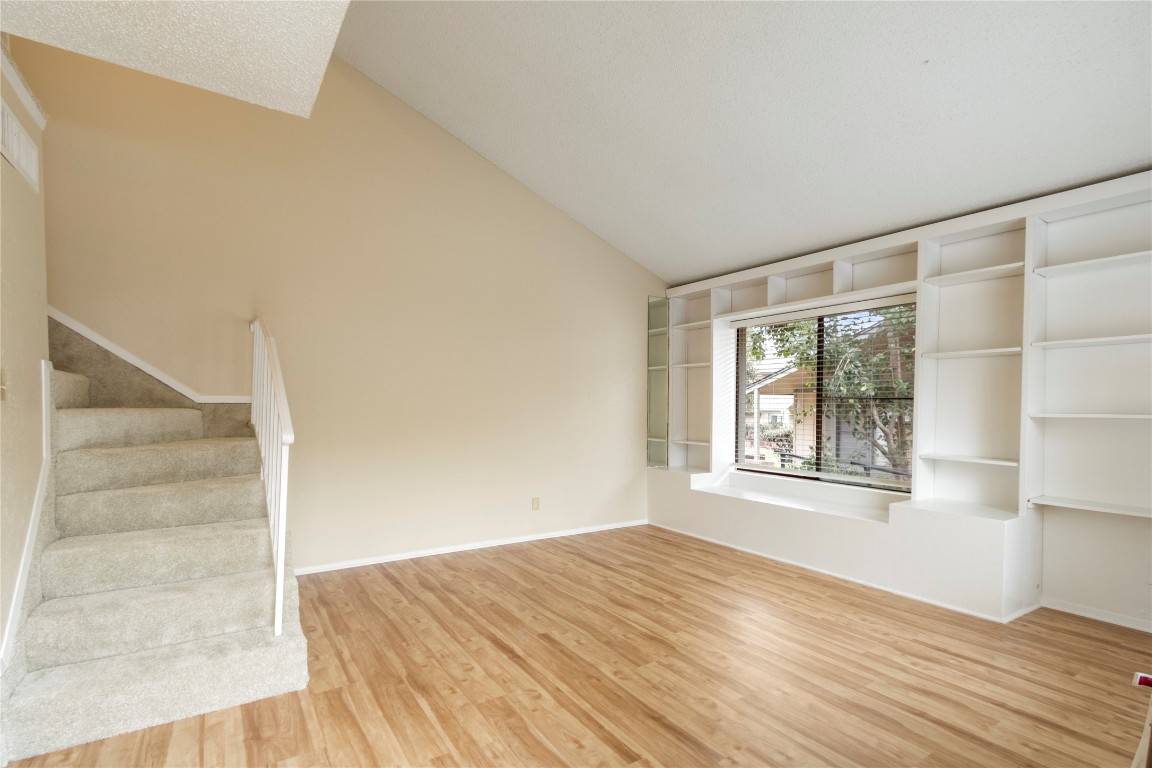 915 Silver Quail Lane , Austin, TX, 78758 | 8119367 | Realty Texas LLC