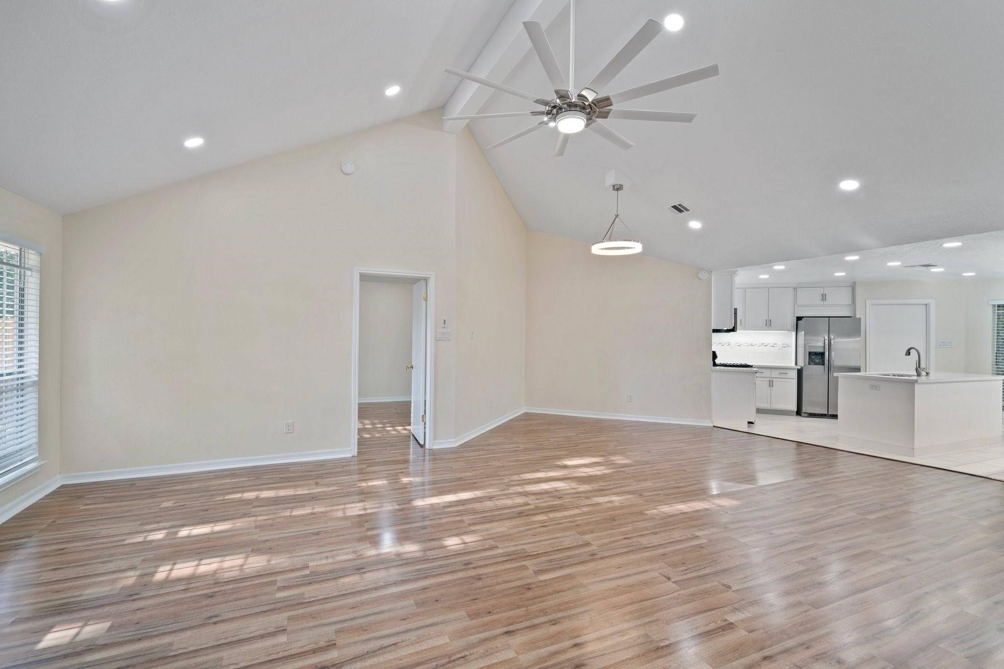 13615 Broken Bridge Drive , Houston, TX, 77085 | 4581695 | Realty Texas LLC