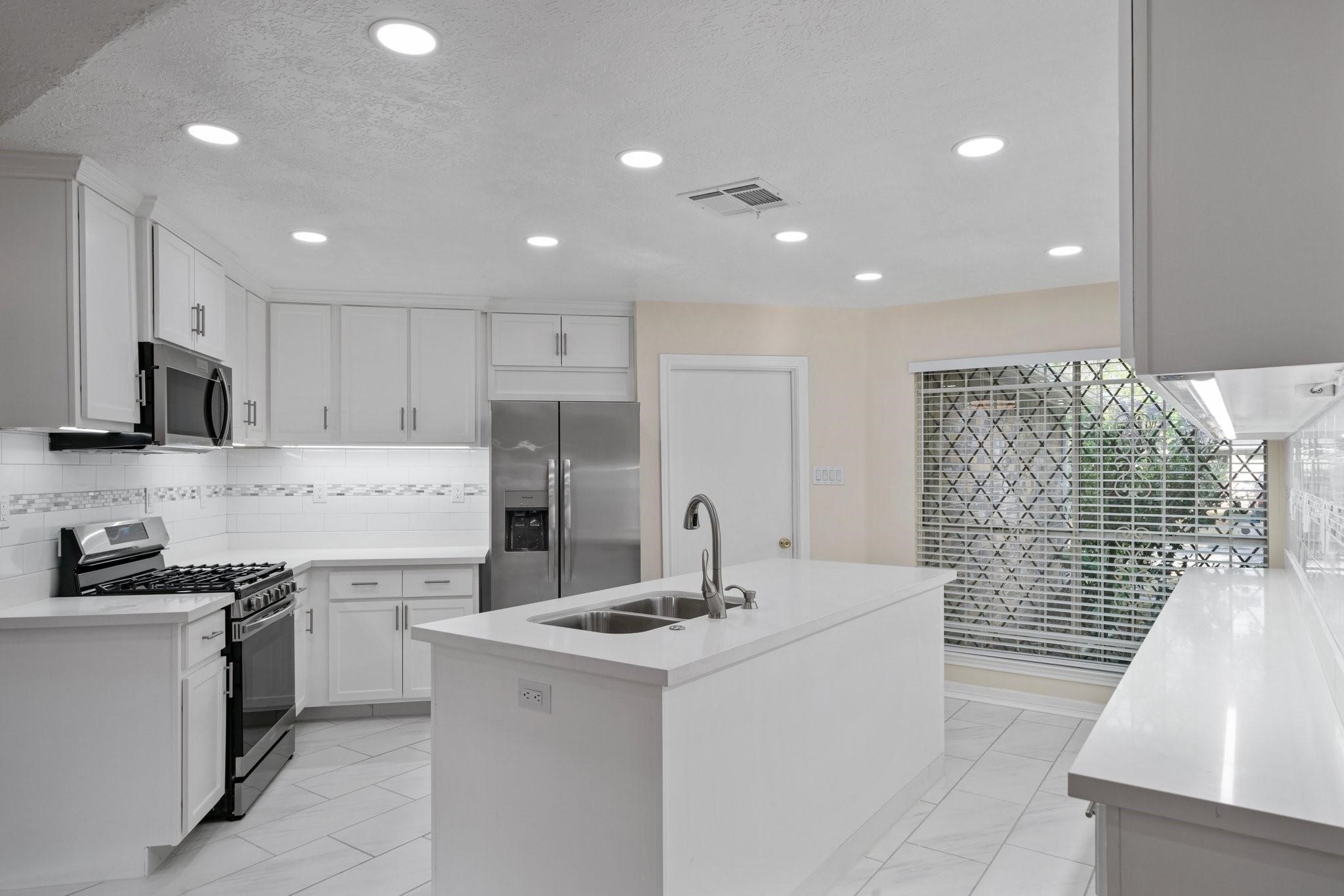 13615 Broken Bridge Drive , Houston, TX, 77085 | 4581695 | Realty Texas LLC