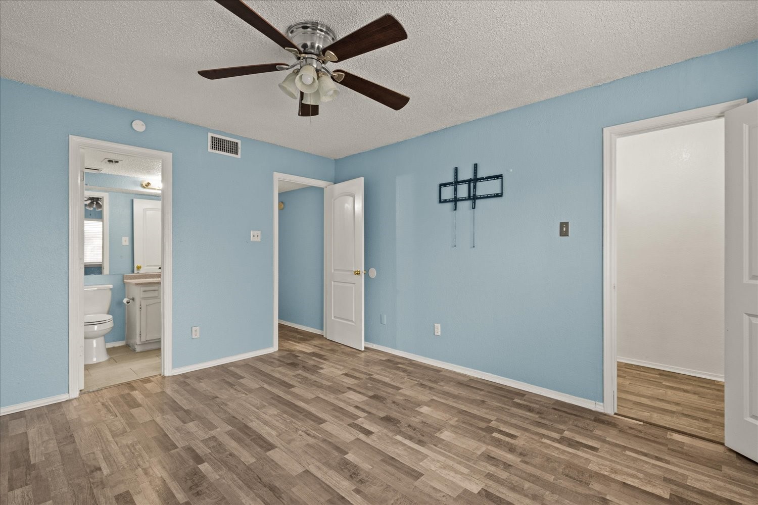 3812 Duck Creek Drive , Garland, TX, 75043 | 20838709 | Realty Texas LLC