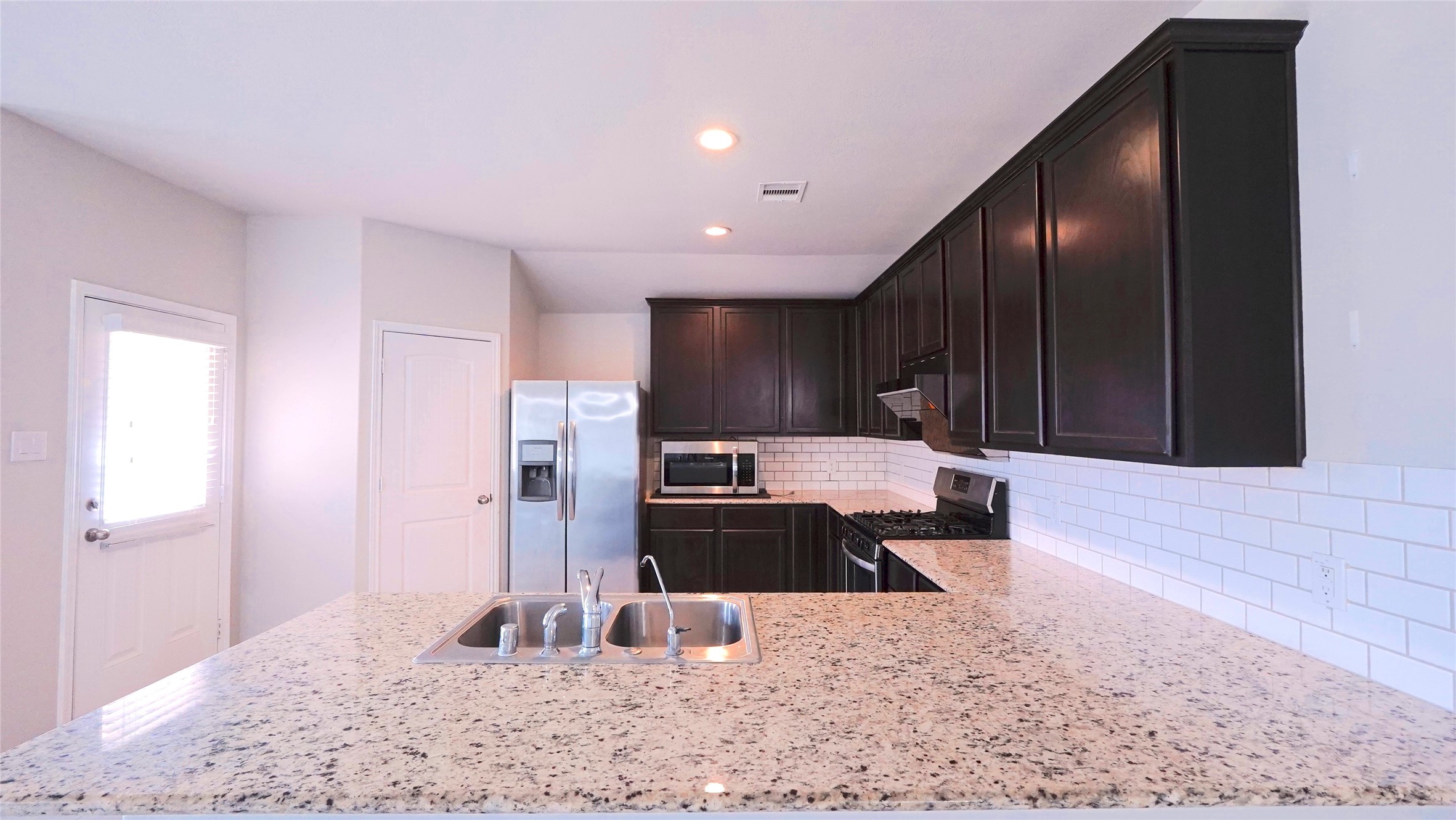 2935 Ashlyn Arbor Drive , Fresno, TX, 77545 | 41031260 | Realty Texas LLC