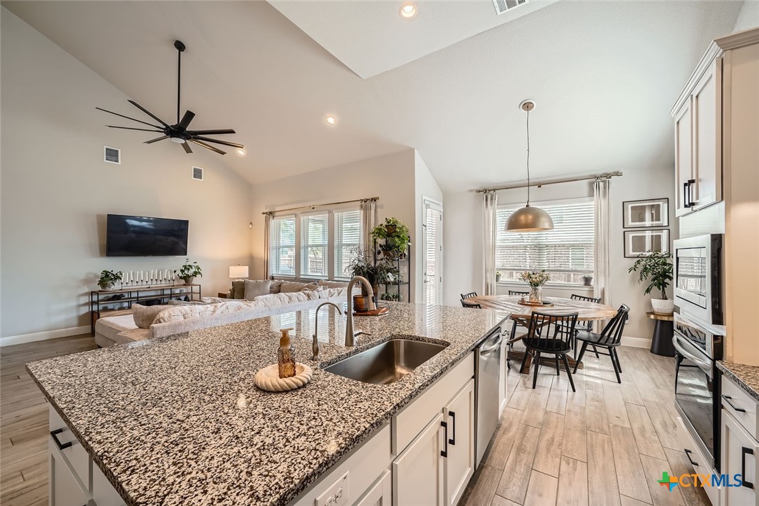 2400 Bridges Ranch Road, Georgetown, TX, 78628 | 569505 | Realty Texas LLC