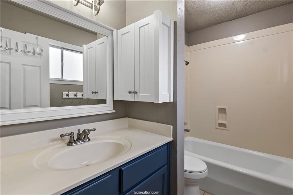 3906 Aspen Street A , Bryan, TX, 77801-4773 | 25001601 | Realty Texas LLC