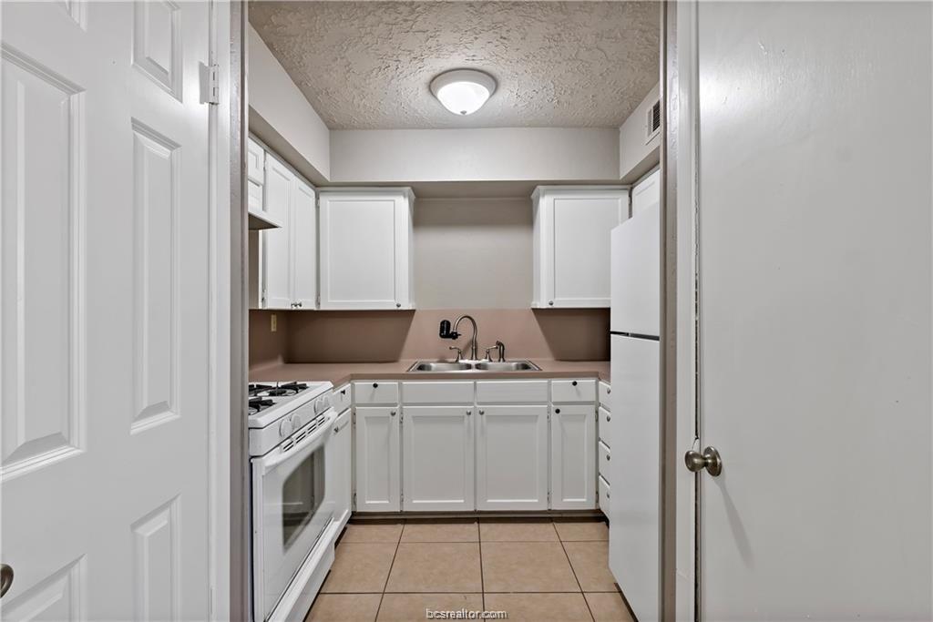 3906 Aspen Street A , Bryan, TX, 77801-4773 | 25001601 | Realty Texas LLC