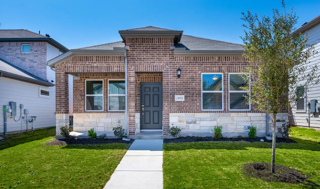 13921 Edna Maxine Walk 