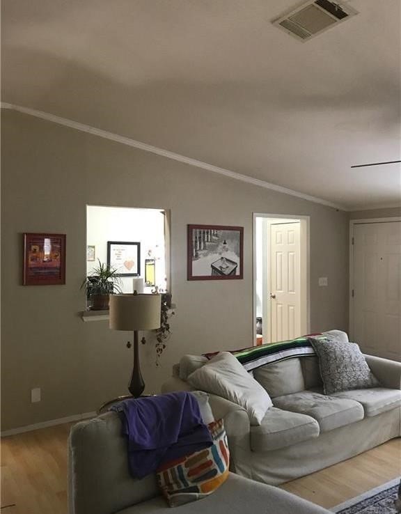 1410 Harvey Street B , Austin, TX, 78702 | 7272275 | Realty Texas LLC