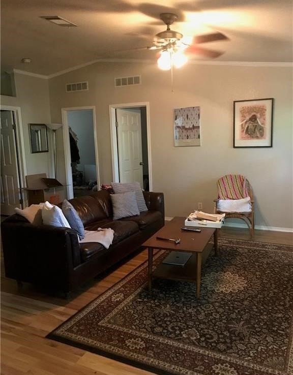 1410 Harvey Street B , Austin, TX, 78702 | 7272275 | Realty Texas LLC
