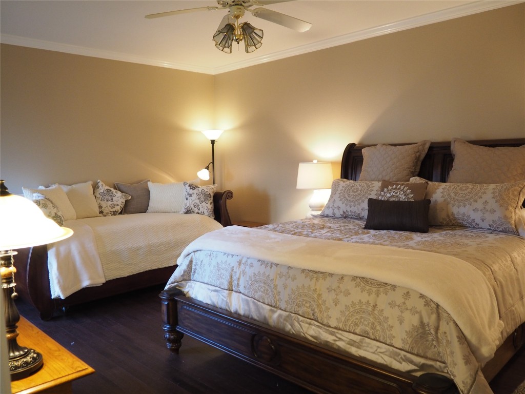 409 E 6th Street , Georgetown, TX, 78626 | 9072312 | Realty Texas LLC