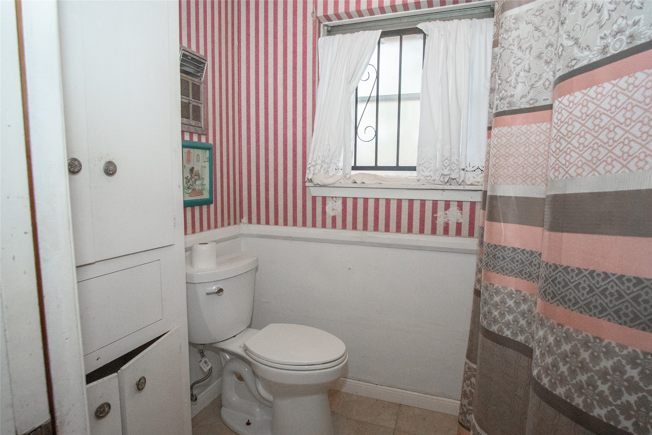 719 E 40th 1/2 Street , Houston, TX, 77022 | 74861414 | Realty Texas LLC