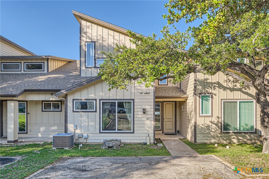 Off Market: 507 Venture Boulevard Blog Image Banner