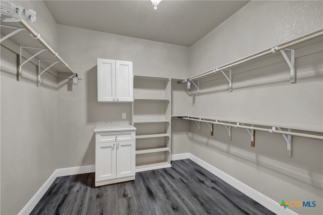 682 Stuart Rd , Adkins, TX, 78101 | 569734 | Realty Texas LLC