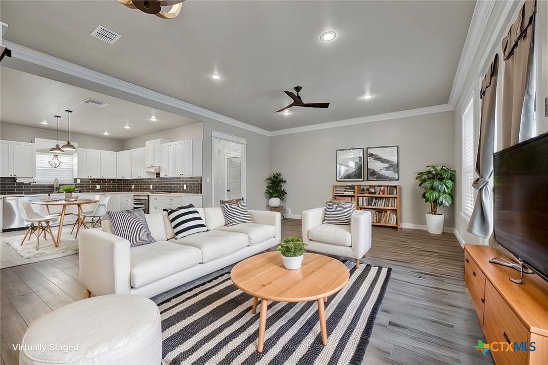 682 Stuart Rd , Adkins, TX, 78101 | 569734 | Realty Texas LLC