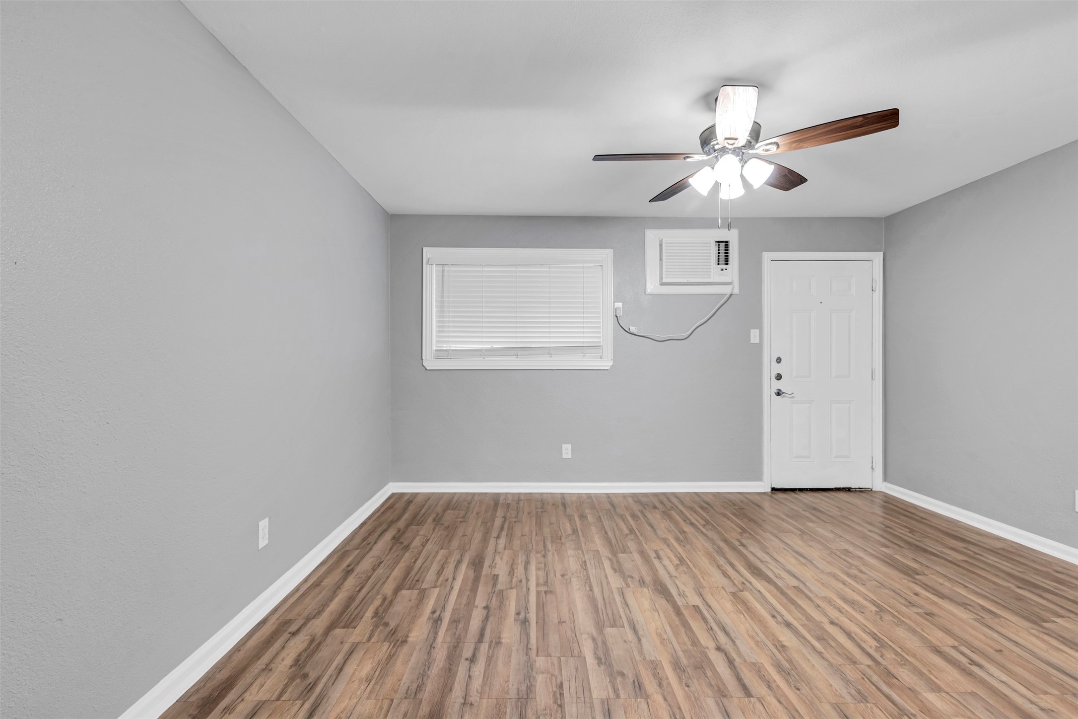 1840 Richmond Avenue 28 , Houston, TX, 77098 | 72693948 | Realty Texas LLC