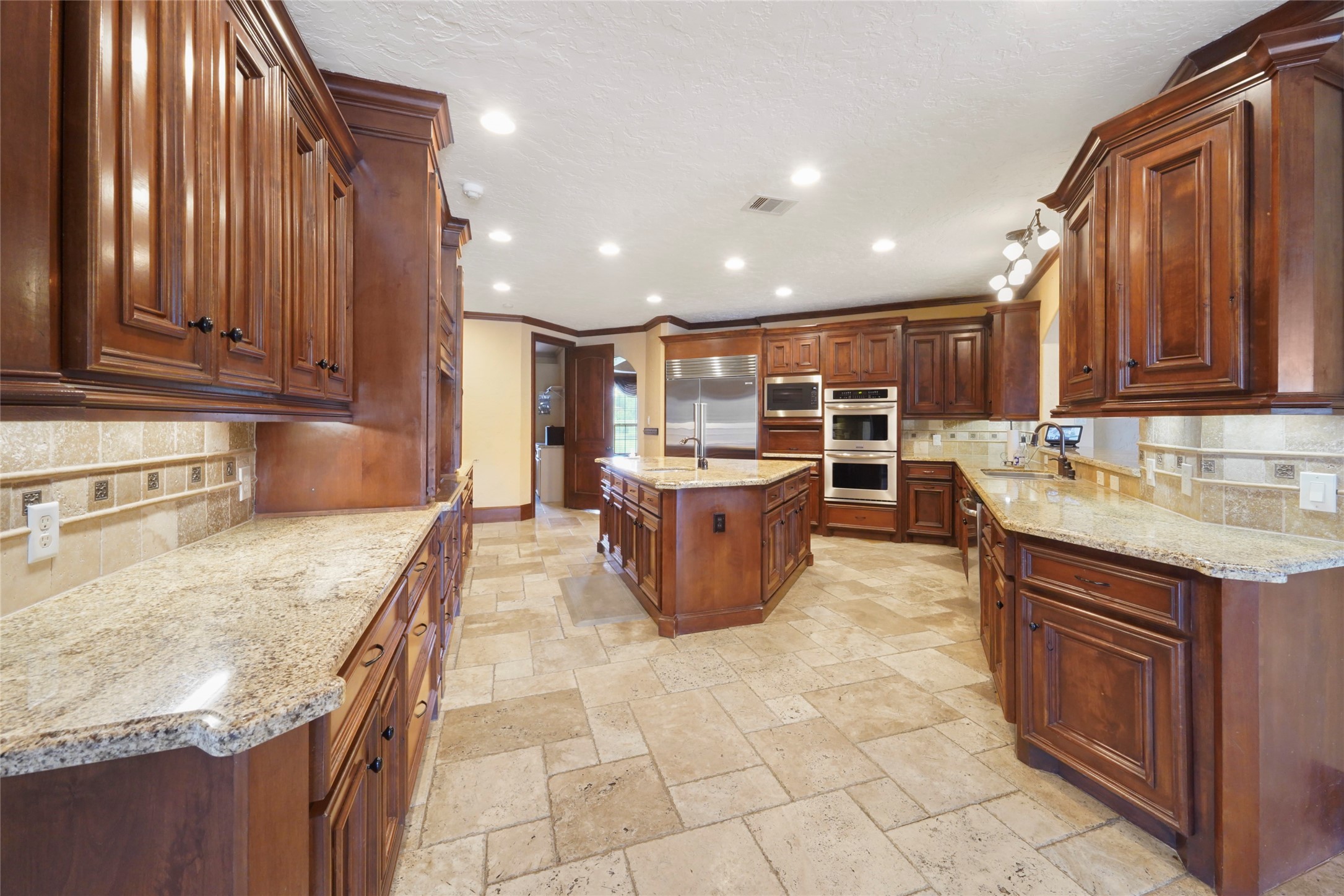 7914 Spring Village Drive , Spring, TX, 77389 | 64192932 | Realty Texas LLC