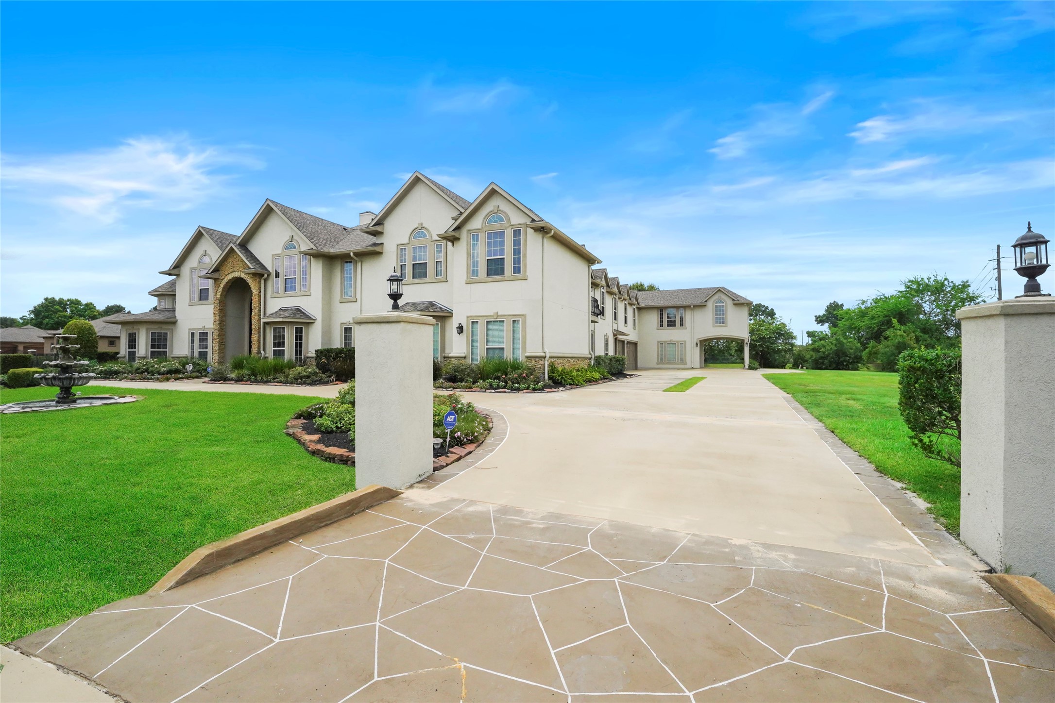 7914 Spring Village Drive , Spring, TX, 77389 | 64192932 | Realty Texas LLC
