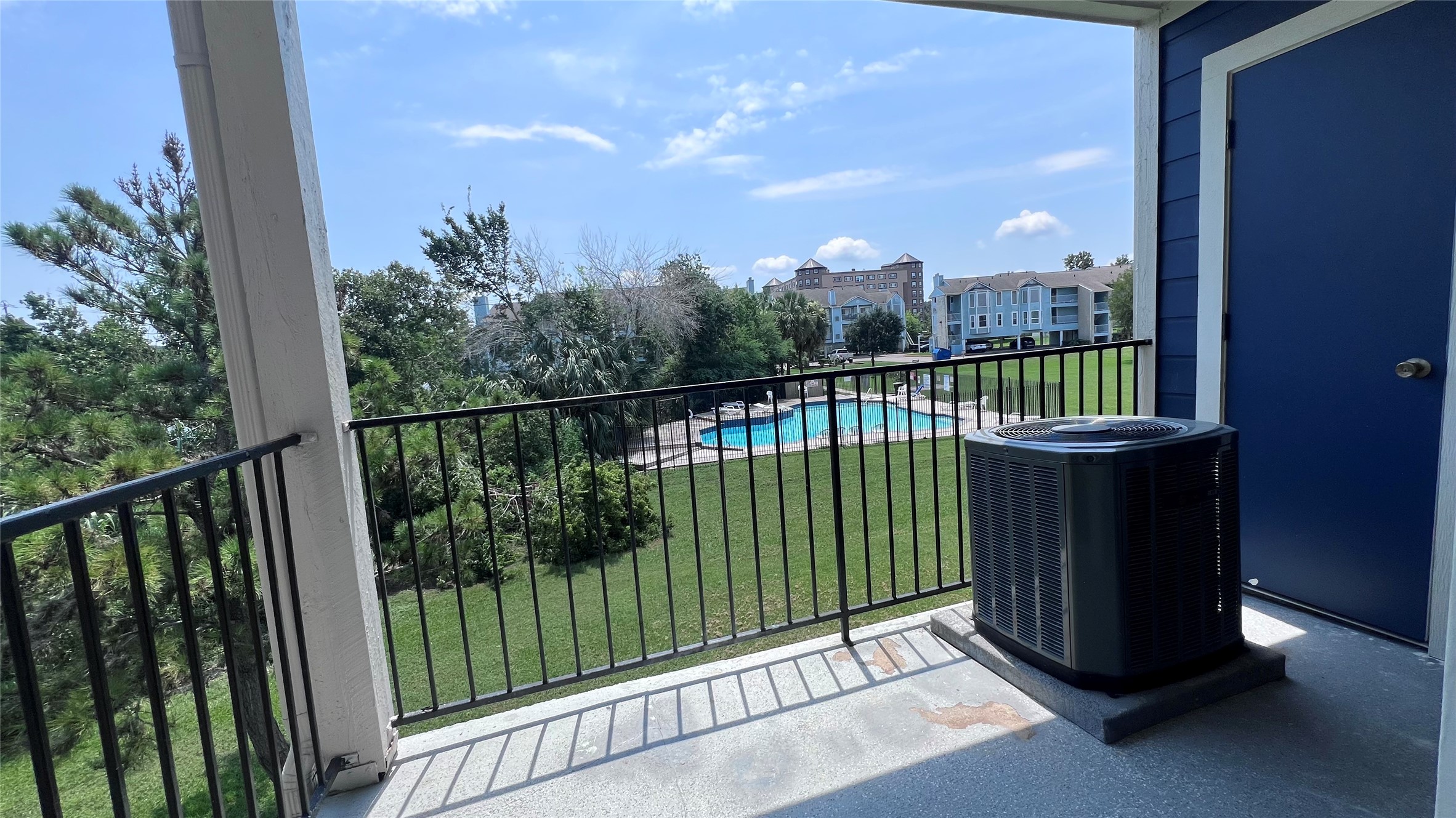 18519 Egret Bay Boulevard 1915 , Houston, TX, 77058 | 16054960 | Realty Texas LLC