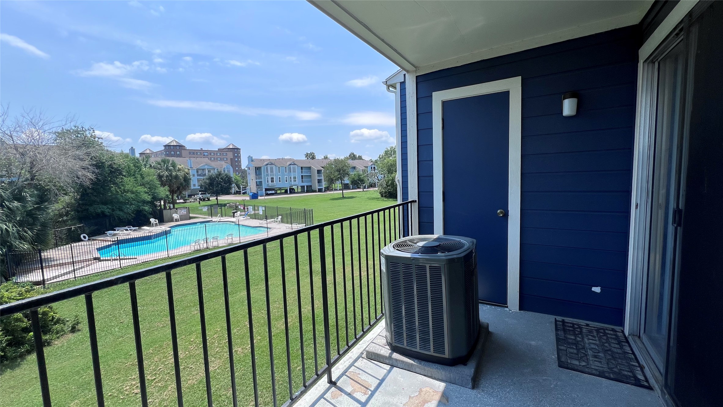 18519 Egret Bay Boulevard 1915 , Houston, TX, 77058 | 16054960 | Realty Texas LLC