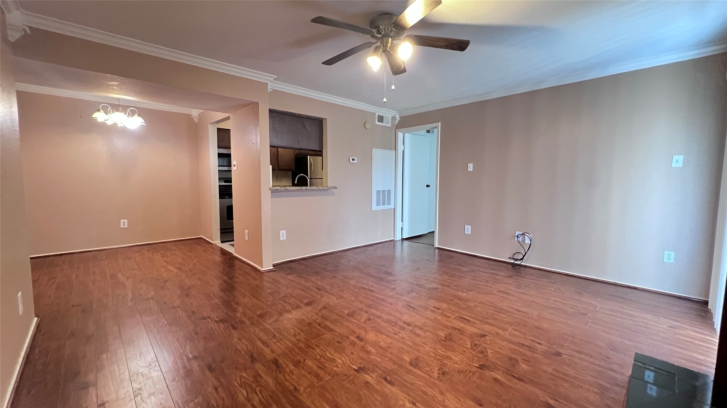 18519 Egret Bay Boulevard 1915 , Houston, TX, 77058 | 16054960 | Realty Texas LLC