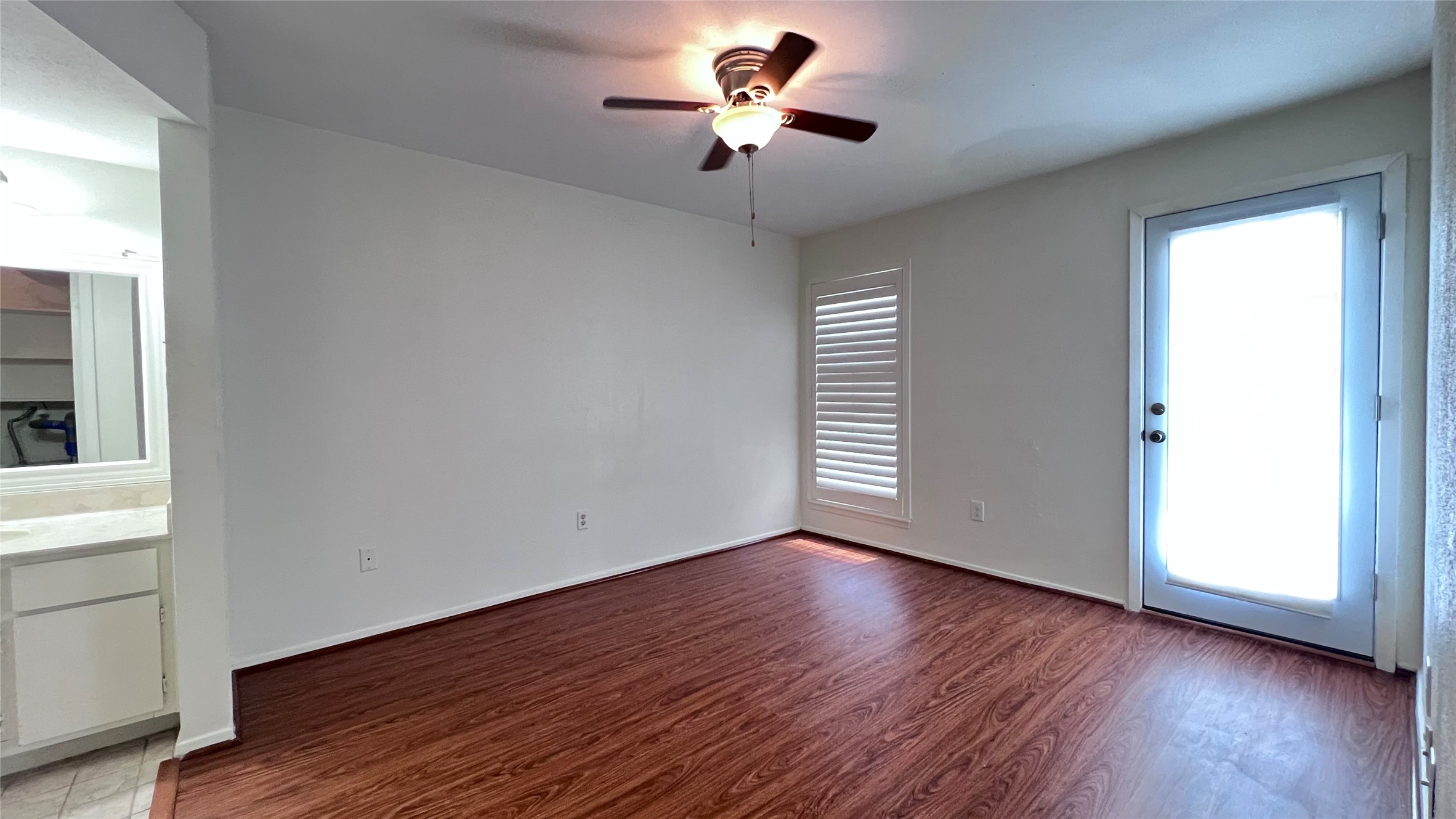 18519 Egret Bay Boulevard 1915 , Houston, TX, 77058 | 16054960 | Realty Texas LLC