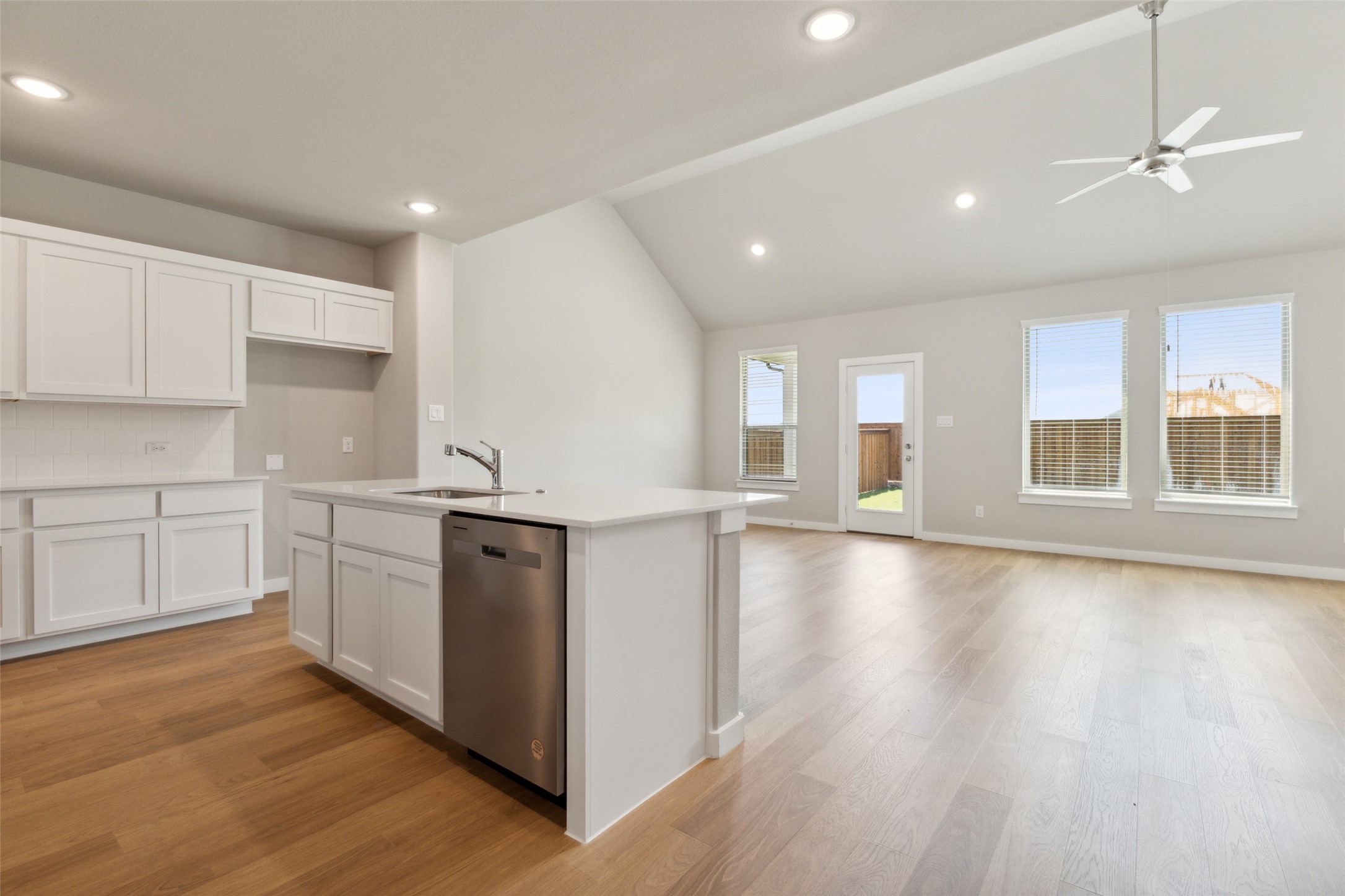 1007 Airbender Drive , Princeton, TX, 75407 | 20842973 | Realty Texas LLC