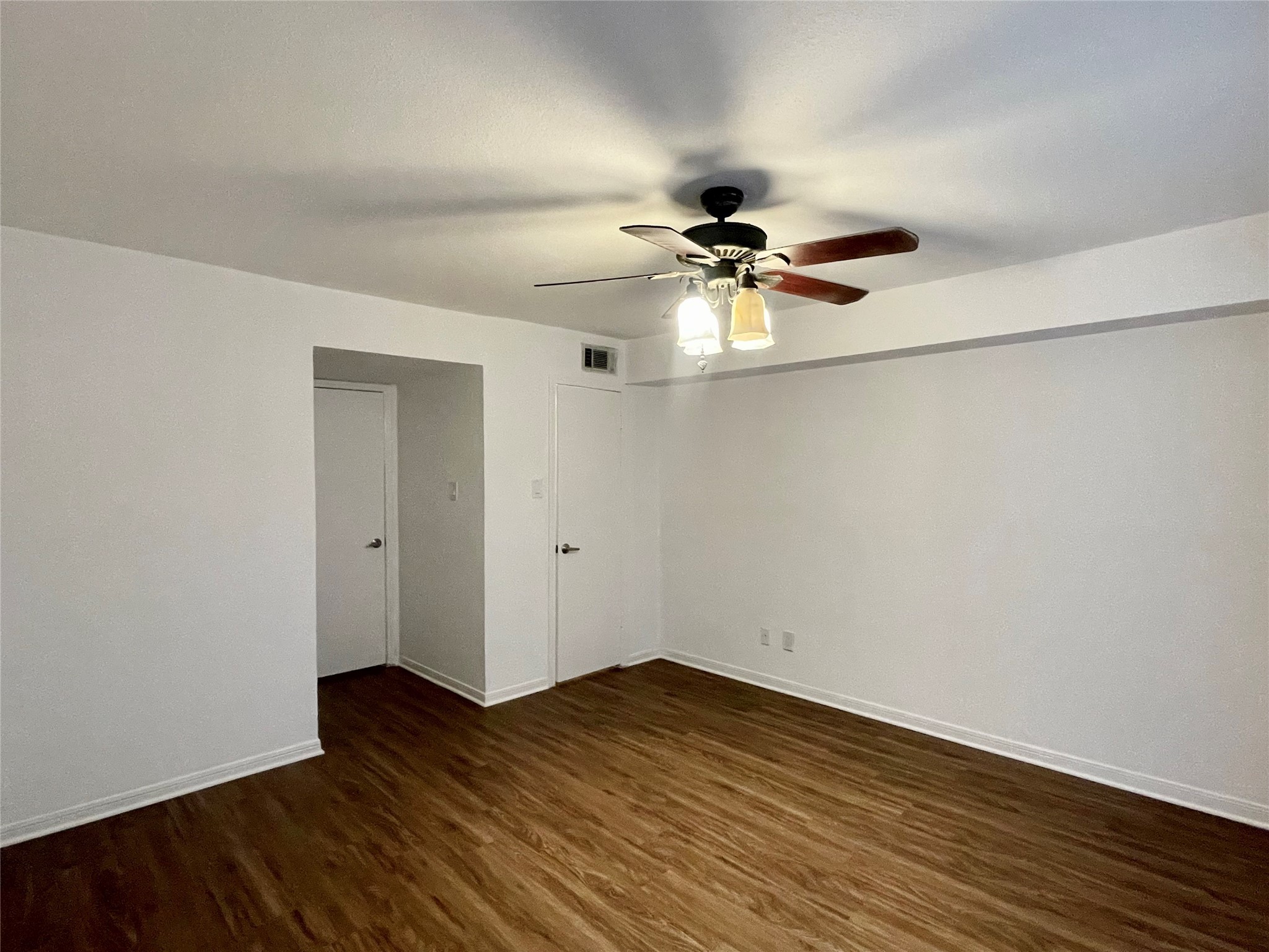 4633 Wild Indigo Street 546 , Houston, TX, 77027 | 28549410 | Realty Texas LLC
