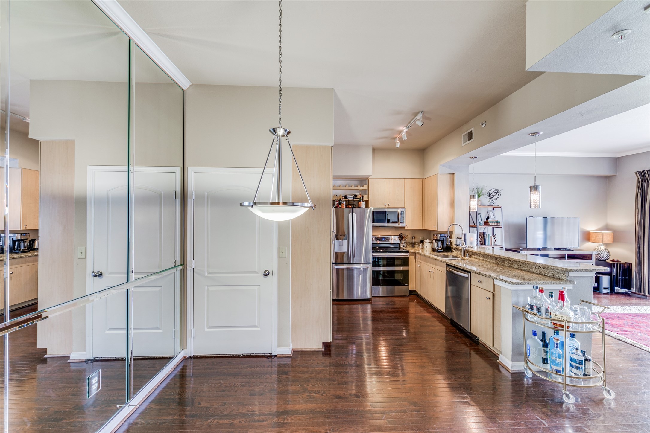 3225 Turtle Creek Boulevard 512 , Dallas, TX, 75219 | 20843028 | Realty Texas LLC