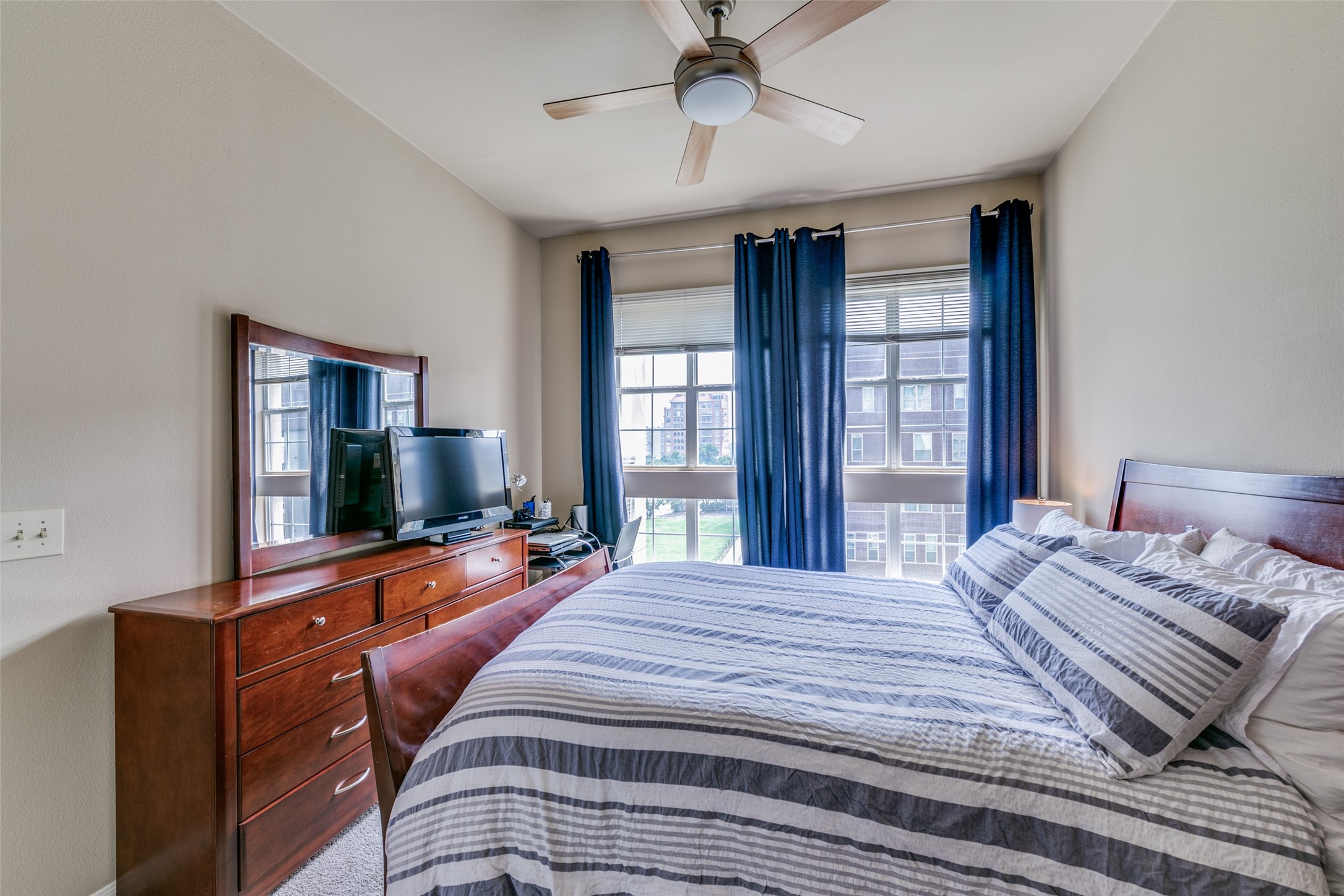3225 Turtle Creek Boulevard 512 , Dallas, TX, 75219 | 20843028 | Realty Texas LLC