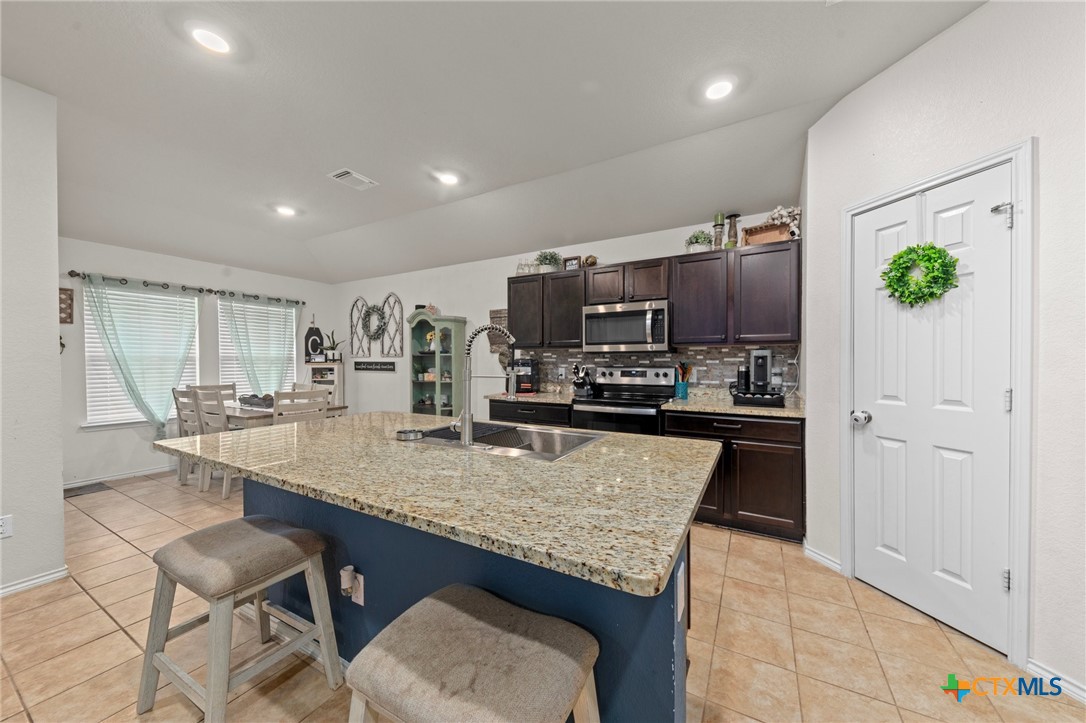 6008 Sally Ride Lane , Killeen, TX, 76543 | 569967 | Realty Texas LLC