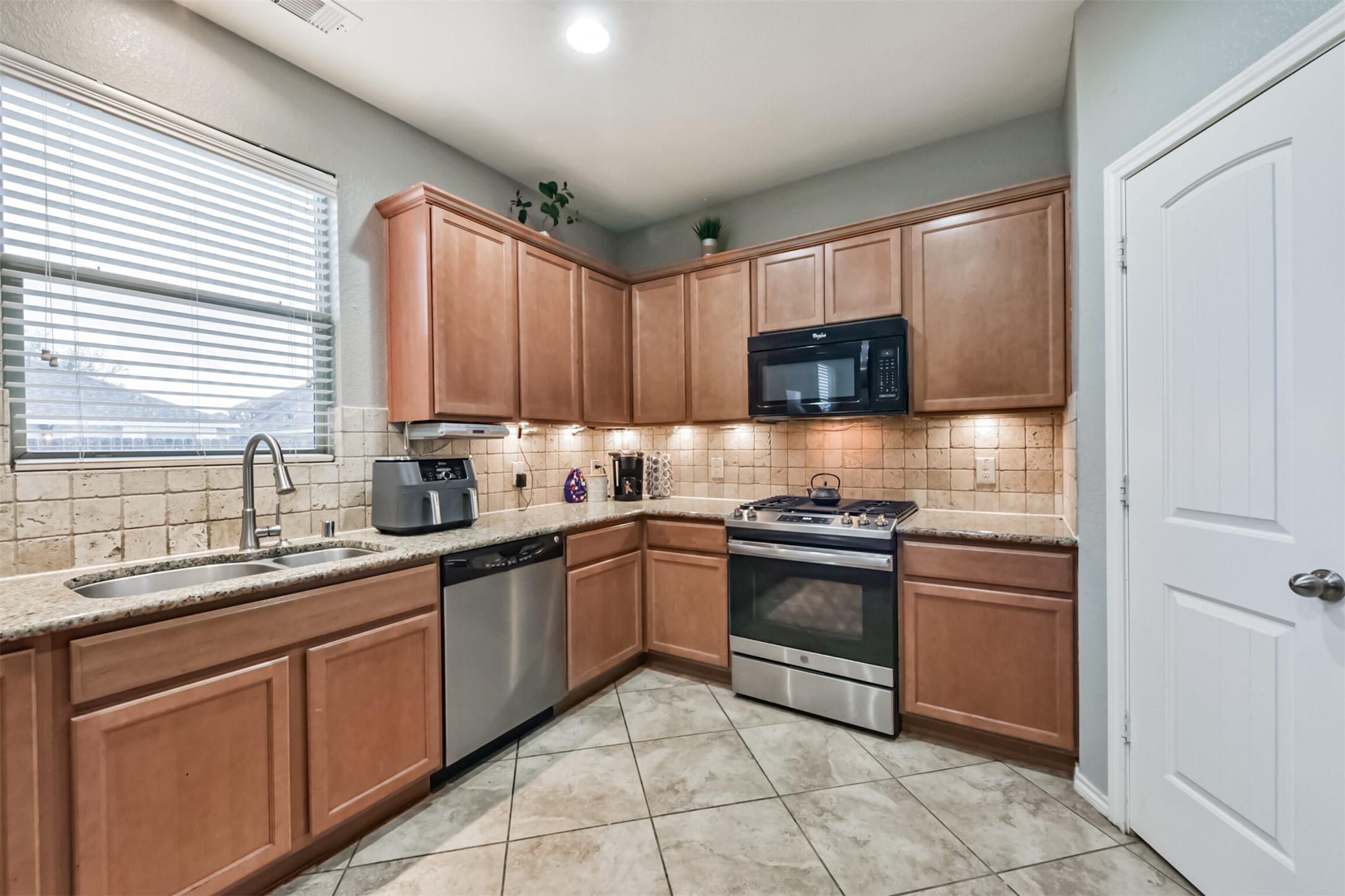 14002 Willowshire Lane , Houston, TX, 77014 | 52877168 | Realty Texas LLC